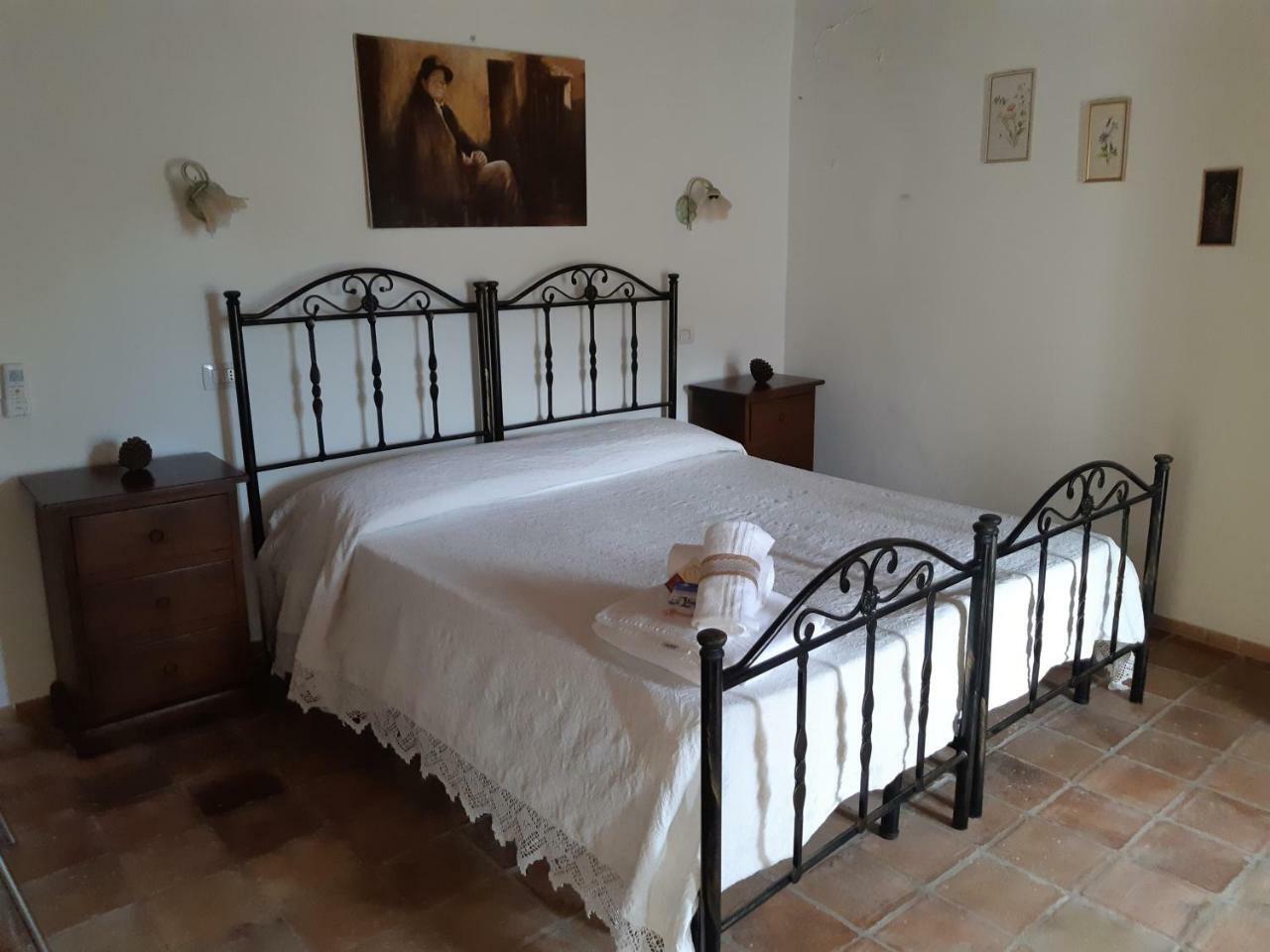 B & B Stillachiara Badolato Marina Екстериор снимка